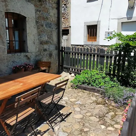 La Morada De Vadinia Holiday home Vegacerneja